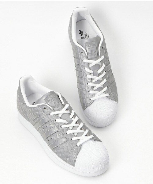 adidas Originals(アディダスオリジナルス)の「adidas originals 『SUPERSTAR W』スニーカー(スニーカー・メンズ・グレー・26/27/28)」の5枚目の写真