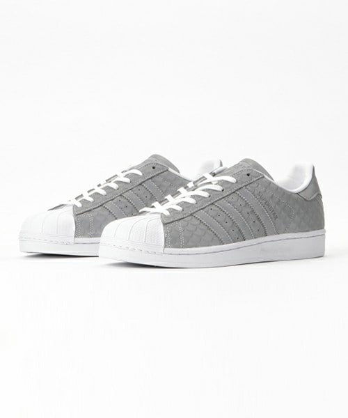 adidas Originals(アディダスオリジナルス)の「adidas originals 『SUPERSTAR W』スニーカー(スニーカー・メンズ・グレー・26/27/28)」の1枚目の写真