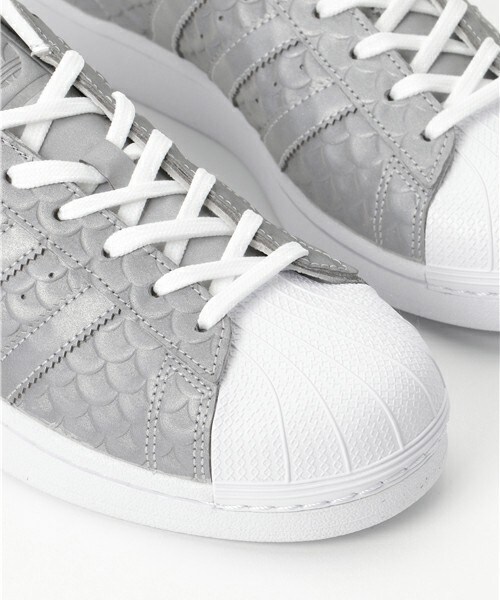 adidas Originals(アディダスオリジナルス)の「adidas originals 『SUPERSTAR W』スニーカー(スニーカー・メンズ・グレー・26/27/28)」の6枚目の写真