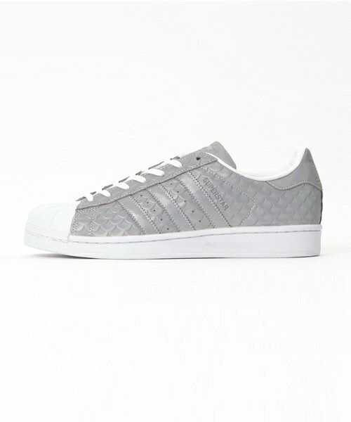 adidas Originals(アディダスオリジナルス)の「adidas originals 『SUPERSTAR W』スニーカー(スニーカー・メンズ・グレー・26/27/28)」の2枚目の写真