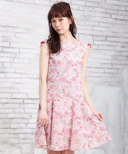 TOCCA（トッカ）の「TOCCA STRAW FLOWER ドレス(C)FDB（ワンピース