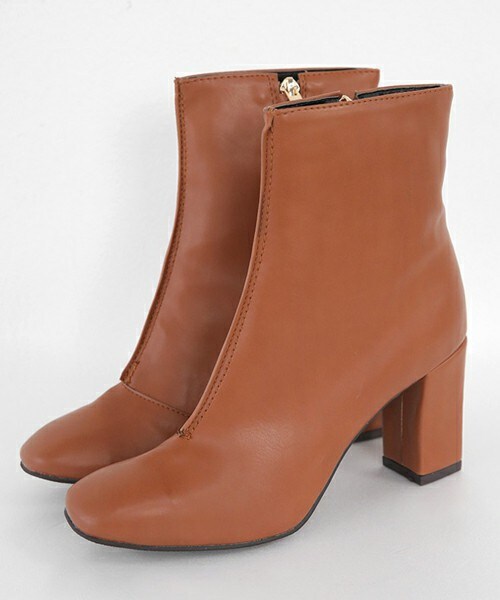 DHOLIC（ディーホリック）の「レザー調ステッチアンクルブーツ（ブーツ・レディース・230/235/240/245/250）」の2枚目の写真