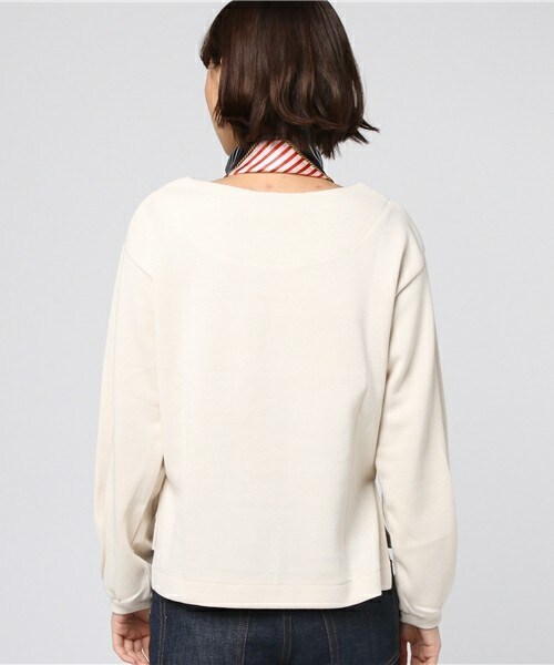 archives（アルシーヴ）の「スカーフ付きＶネックプルオーバー（Tシャツ/カットソー・レディース・オフホワイト/ブラック/ピンク系その他・MEDIUM）」の6枚目の写真