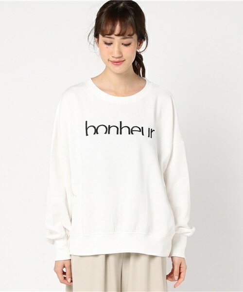 archives(アルシーヴ)の「シシュウBIGプルオーバー(Tシャツ/カットソー・レディース・オフホワイト/ブラック/ピンク系その他・MEDIUM)」の4枚目の写真