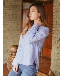 KORMARCH | シャーリングポイントラウンドネックブラウス(シャツ/ブラウス)