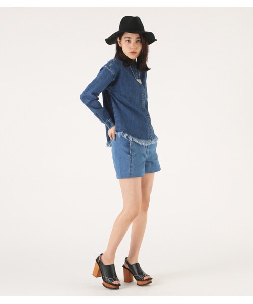 MOUSSY（マウジー）の「MOUSSY カットオフカラーレス デニムシャツ（シャツ/ブラウス・レディース・BLU・F）」の5枚目の写真