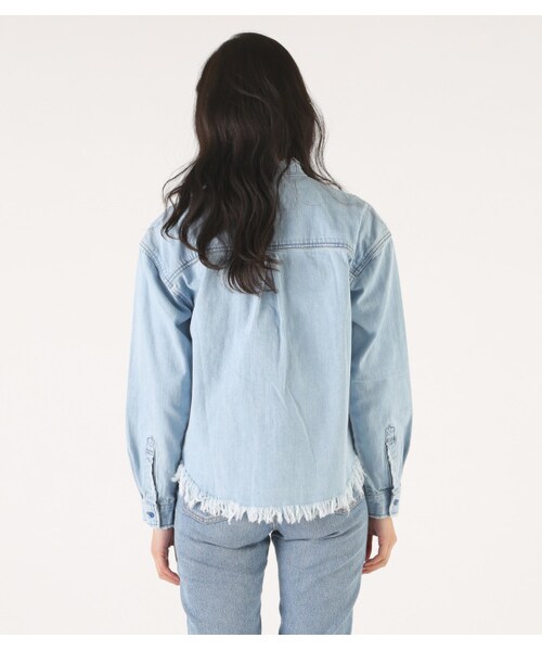 MOUSSY（マウジー）の「MOUSSY カットオフカラーレス デニムシャツ（シャツ/ブラウス・レディース・BLU・F）」の4枚目の写真