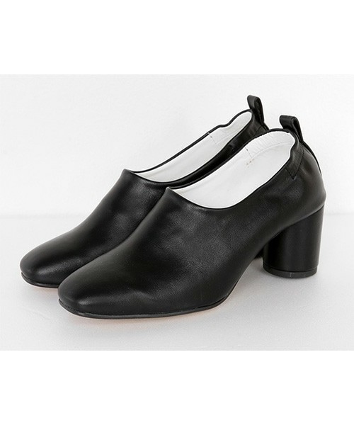 DHOLIC(ディーホリック)の「ミドルヒールブーティパンプス(パンプス・レディース・225-250)」の2枚目の写真