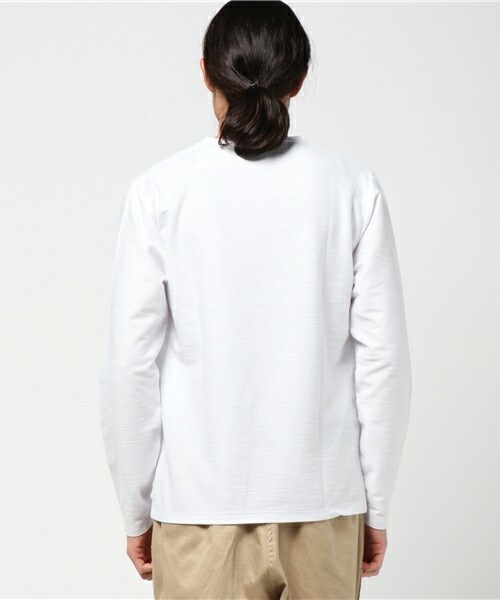 ESSENTIAL GARMENT MEN'S BIGI（エッセンシャルガーメントメンズビギ）の「Vネック長袖Ｔシャツ / スラブインレイ（Tシャツ/カットソー・メンズ・ホワイト/グレー/ネイビー/ピンク・SMALL/MEDIUM/LARGE）」の6枚目の写真