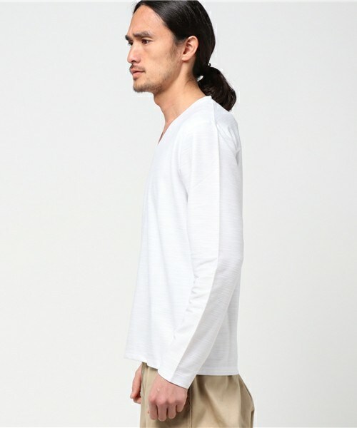 ESSENTIAL GARMENT MEN'S BIGI（エッセンシャルガーメントメンズビギ）の「Vネック長袖Ｔシャツ / スラブインレイ（Tシャツ/カットソー・メンズ・ホワイト/グレー/ネイビー/ピンク・SMALL/MEDIUM/LARGE）」の5枚目の写真