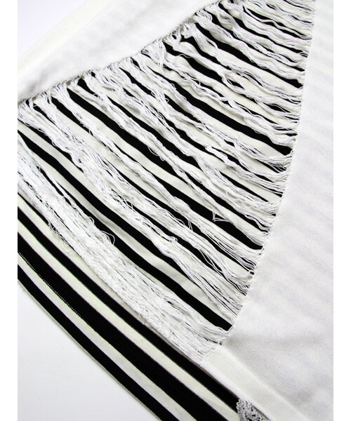 Luv maison（ラブメゾン）の「ダメージニットアンサンブルVネックニット（トップス・メンズ・ブラック/ホワイト・M/L）」の7枚目の写真