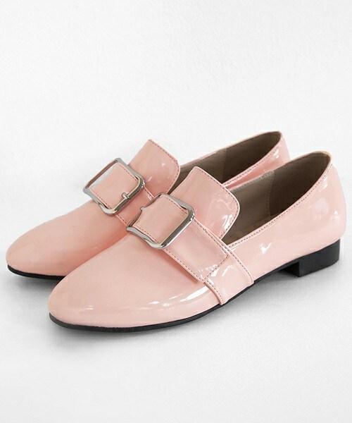 DHOLIC（ディーホリック）の「エナメル調バックルベルトローファー（パンプス・レディース・230/235/240/245/250）」の3枚目の写真