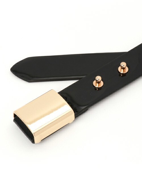 archives（アルシーヴ）の「エナメルスクエアバックルベルト（ベルト・レディース・ブラック/ベージュ・MEDIUM）」の3枚目の写真