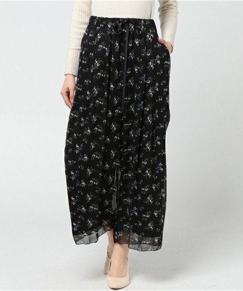 archives（アルシーヴ）の「花柄ワイドパンツ（その他パンツ・レディース・オフホワイト/ブラック/ネイビー・MEDIUM）」の3枚目の写真