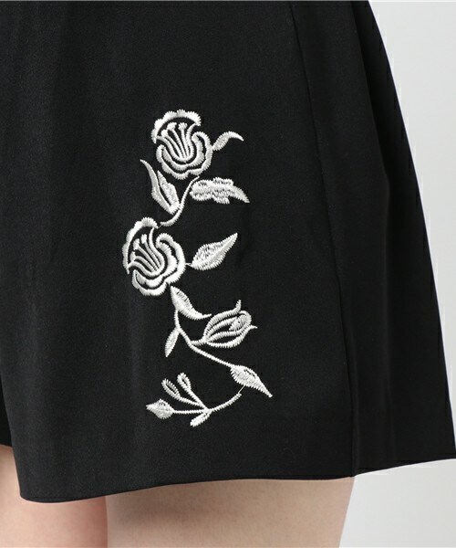 archives（アルシーヴ）の「刺繍ショートパンツ（その他パンツ・レディース・ブラック/シルバーグレー/ピンク・MEDIUM）」の9枚目の写真