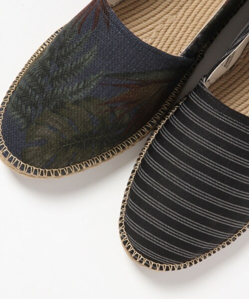 RAGEBLUE（レイジブルー）の「＜超軽量！＞EVAエスパ（シューズ・ホワイト/ブラック系(ボーダー)/サーモンピンク/グリーン/ネイビー/ネイビー系(ボタニカル柄)）」の13枚目の写真