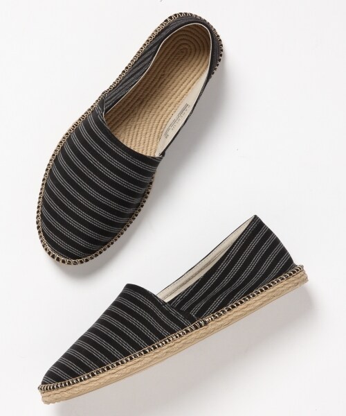 RAGEBLUE（レイジブルー）の「＜超軽量！＞EVAエスパ（シューズ・ホワイト/ブラック系(ボーダー)/サーモンピンク/グリーン/ネイビー/ネイビー系(ボタニカル柄)）」の2枚目の写真