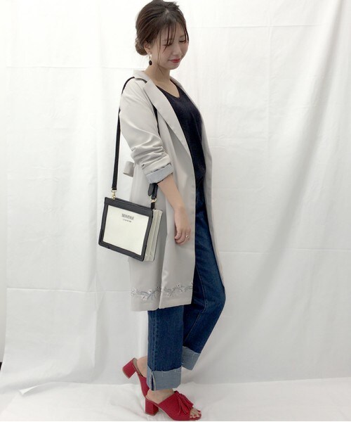 archives（アルシーヴ）の「【ZOZO限定先行予約】花柄刺繍ガウンコート（その他アウター・レディース・ブラック/グレー・MEDIUM）」の7枚目の写真