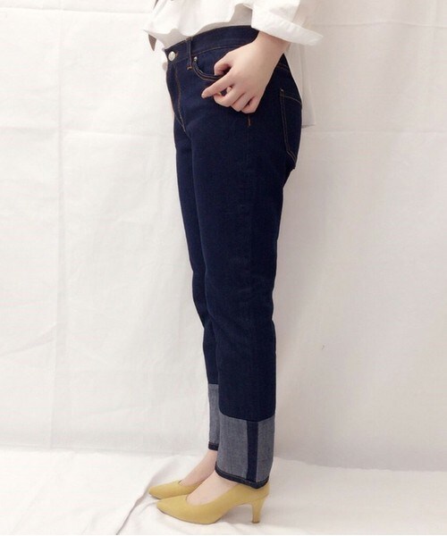 Cheek（チーク）の「[ZOZO先行予約]デニムロールアップ風パンツ（デニムパンツ・レディース・ブルー/ネイビー・SMALL/MEDIUM）」の6枚目の写真