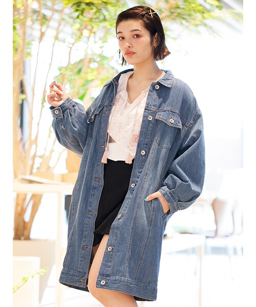 w closet(ダブルクローゼット)の「【S/S】ウォッシュ加工ビッグロングGジャン(ジャケット/アウター・レディース・ブルー/ネイビー・FREE)」の3枚目の写真