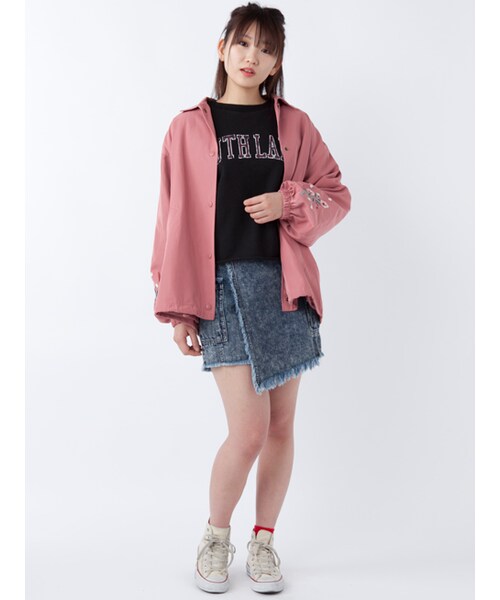 w closet（ダブルクローゼット）の「【S/S】プリント入りドロストプルオーバー（トップス・レディース・ボルドー/ブルー/ブラック・FREE）」の13枚目の写真