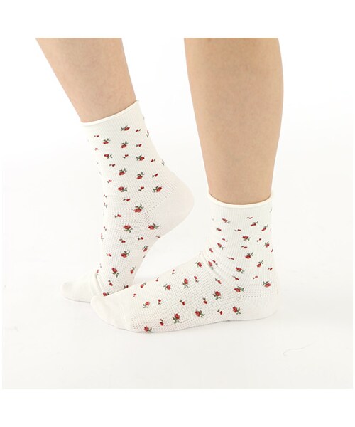 靴下屋（クツシタヤ）の「クルクルワッフル花柄ソックス（ソックス・靴下・レディース・オフホワイト/グレーモク/チャコールモク/シャーベット/カーキ/メイブルー/インディゴブルー・22.0～24.0cm）」の10枚目の写真