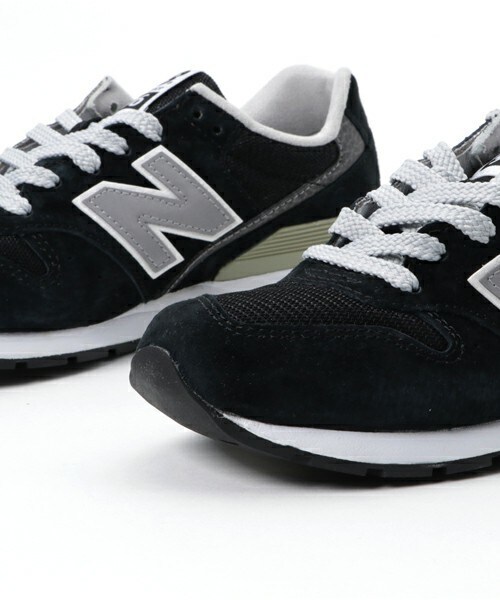 NEW BALANCE（ニューバランス）の「 [ニューバランス]new balanceＭＲＬ９９６ （スニーカー・レディース・ブラック/グレー/ネイビー・1/2/3/4）」の7枚目の写真