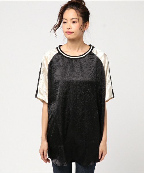 unrelaxing（アンリラクシング）の「オーバーサイズスカTシャツ（Tシャツ/カットソー・レディース・ブラック/ベージュ/ネイビー・FREE）」の4枚目の写真