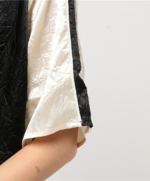 unrelaxing（アンリラクシング）の「オーバーサイズスカTシャツ（Tシャツ/カットソー・レディース・ブラック/ベージュ/ネイビー・FREE）」の8枚目の写真