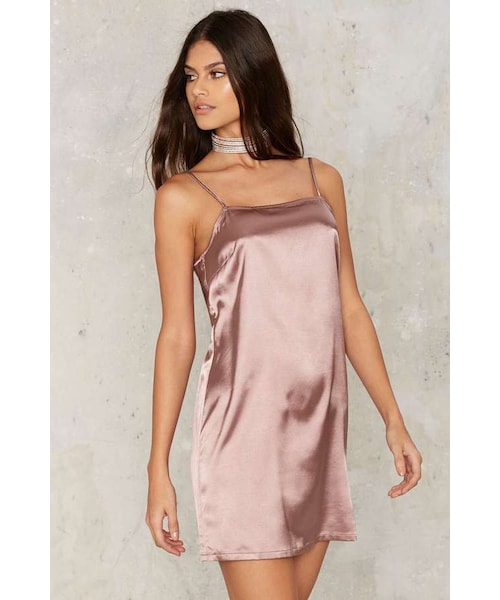 Glamorous（グラマラス）の「Glamorous Lina Satin Slip Dress（ワンピース・レディース・Pink・XS/S/M/L）」の5枚目の写真