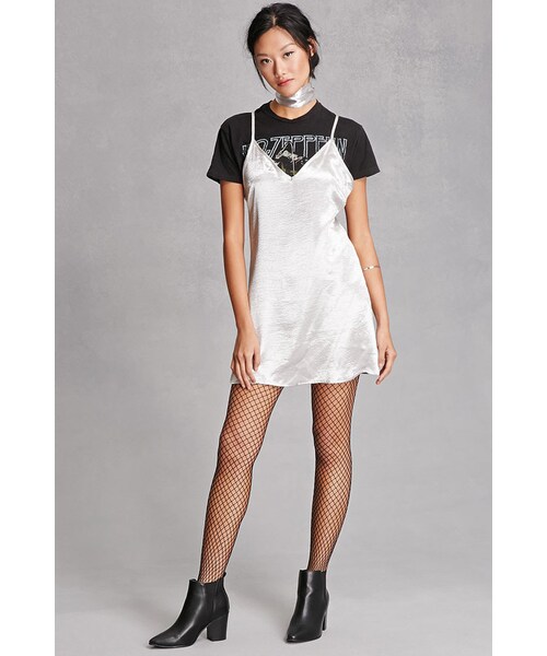 FOREVER 21（フォーエバー トゥエンティーワン）の「FOREVER 21+ Reverse Choker Slip Dress（ワンピース・レディース・Pink/Silver・S/L）」の9枚目の写真