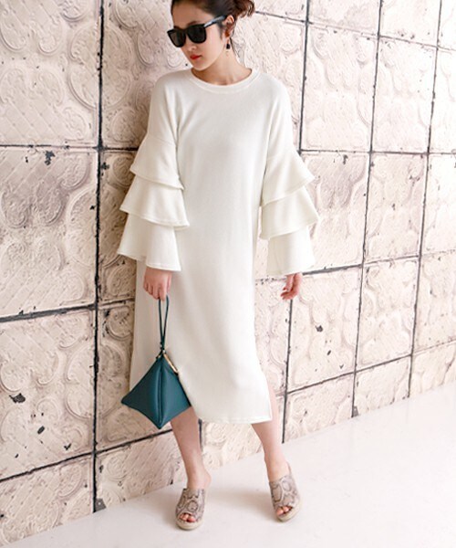 Bab Bou Jeloud(バブブージュルード)の「【Bab】サンカクリングハンドルバッグ(クラッチバッグ・キッズ・ブラック/グレー/ブルー/キャメル・ONE SIZE)」の10枚目の写真