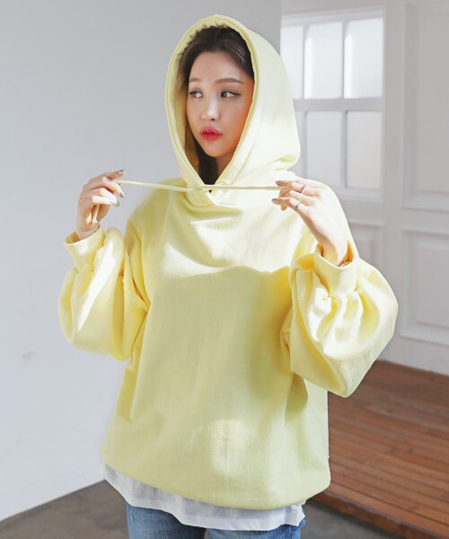 DHOLIC（ディーホリック）の「スリーブギャザーフードプルオーバー（パーカー・レディース・FREE）」の3枚目の写真