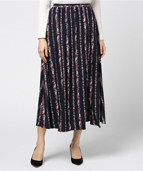 archives（アルシーヴ）の「ストライプ花柄スリットスカート（スカート・レディース・オフホワイト/ブラック/ネイビー・MEDIUM）」の3枚目の写真