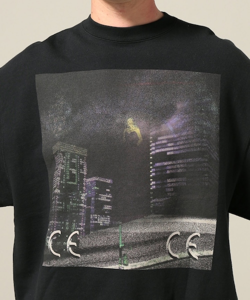【希少】C.E CAVEMPT NIGHT VECTOR CREW NECK♪ 希少】C.E CAVEMPT NIGHT VECTOR CREW NECK♪ 希少】C.E CAVEMPT