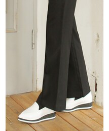 KORMARCH | ブラック&ホワイトポイントプラットフォームスリッポン(その他シューズ)