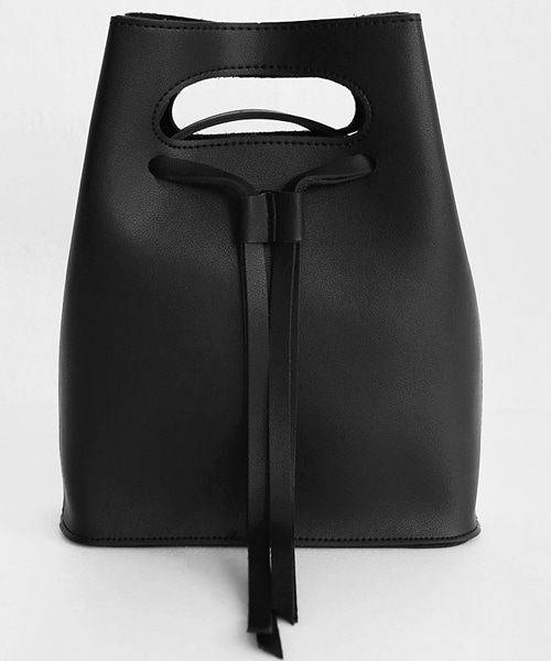 DHOLIC（ディーホリック）の「8COLORSレザーライクバケットバッグ（ショルダーバッグ・レディース・FREE）」の2枚目の写真