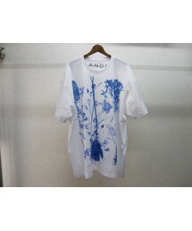 CILANDSIA | CILANDSIA　Tシャツ(花)(Tシャツ/カットソー)