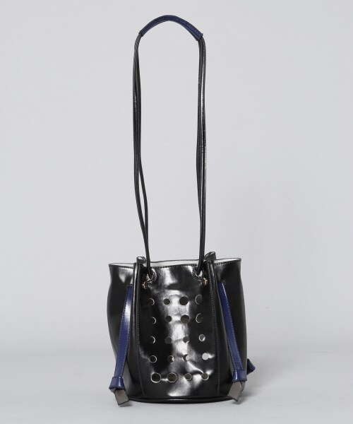 HARE（ハレ）の「ハイショクパンチングBAG（バッグ・オフホワイト/ブラック）」の6枚目の写真