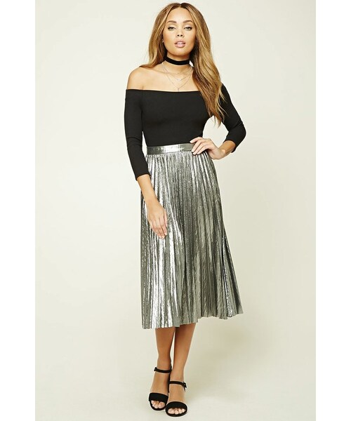 FOREVER 21（フォーエバー トゥエンティーワン）の「FOREVER 21+ Pleated Metallic Midi Skirt（スカート・レディース・Silver・S）」の3枚目の写真