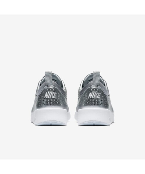 NIKE（ナイキ）の「Nike Air Max Thea Women's Shoe（スニーカー・レディース・Metallic Silver/Pure Platinum/White/Met・5）」の3枚目の写真