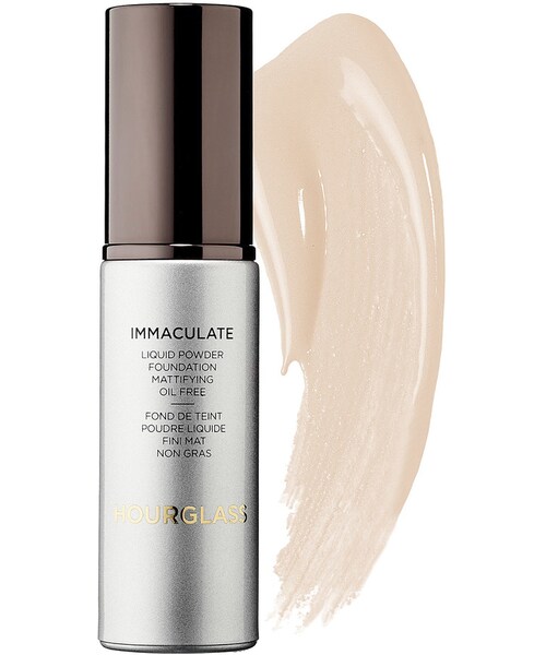 liquid and powder foundation together