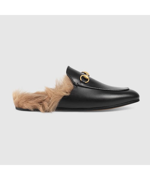 GUCCI（グッチ）の「Princetown snake slipper（シューズ・レディース・black leather__397749DKHH01063/grey snake__397749LOO809570/hibiscus red crocodile__397749E8NP06474・34 = 4 US/34.5 = 4.5 US/35 = 5 US/35.5 = 5.5 US/36 = 6 US/36.5 = 6.5 US/37 = 7 US/37.5 = 7.5 US/38 = 8 US/38.5 = 8.5 US/39 = 9 US/39.5 = 9.5 US/40 = 10 US/40.5 = 10.5 US/41 = 11 US/41.5 = 11.5 US/42 = 12 US）」の18枚目の写真