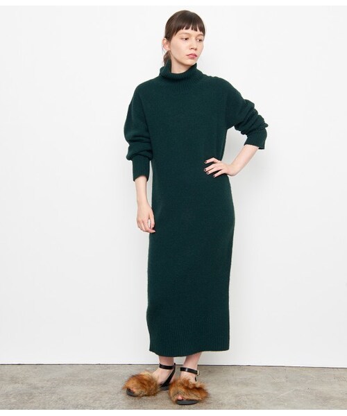 ADAM ET ROPE'（アダムエロペ）の「アダム エ ロペ ファム ファーサンダル（サンダル・レディース・グレー(07)/キャメル(25)・23.5/23.0）」の3枚目の写真