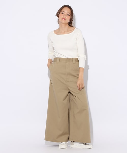 niko and...（ニコアンド）の「Dickies/ ペインターフレアーパンツ（パンツ・ブラック/ベージュ/ブルー）」の4枚目の写真