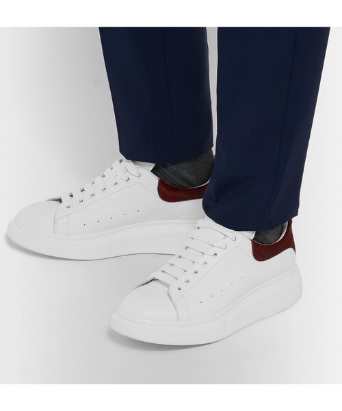 Alexander McQueen(アレキサンダーマックイーン)の「Alexander McQueen Larry Exaggerated-Sole Calf Hair-Trimmed Leather Sneakers(スニーカー・メンズ・White・EU40/EU41/EU42/EU43/EU44.5/EU45/EU45.5)」の5枚目の写真