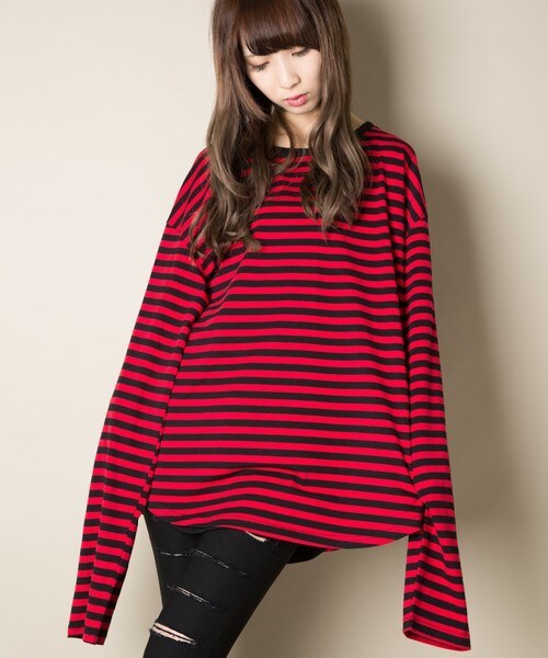 CASPER JOHN AIVER（キャスパージョンアイバー）の「CASPER JOHN AIVER　スーパーロングアームボーダーロンT（Tシャツ/カットソー・メンズ・ホワイト×ブラック/ブラック×レッド/ブラック×ブルー・MEDIUM/LARGE）」の7枚目の写真