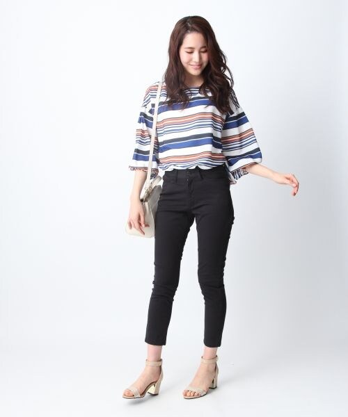 Andemiu（アンデミュウ）の「ＳＴＹＬＥセレクトスキニー（パンツ・ブラック/カーキ）」の4枚目の写真