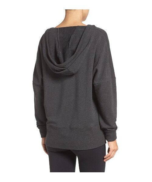 ALOの「Women's Alo Fluid Hoodie（スウェット・レディース・Black/Gray・Large/Medium/Small/X-Small）」の6枚目の写真