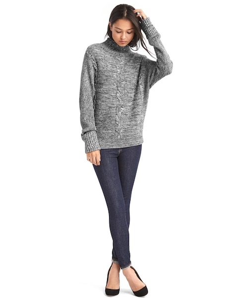 GAP（ギャップ）の「Plait cable knit mockneck sweater（ニット/セーター・レディース・charcoal/snow cap/true black・Regular XS/Regular S/Regular L/Regular M/Regular XL/Tall S）」の7枚目の写真